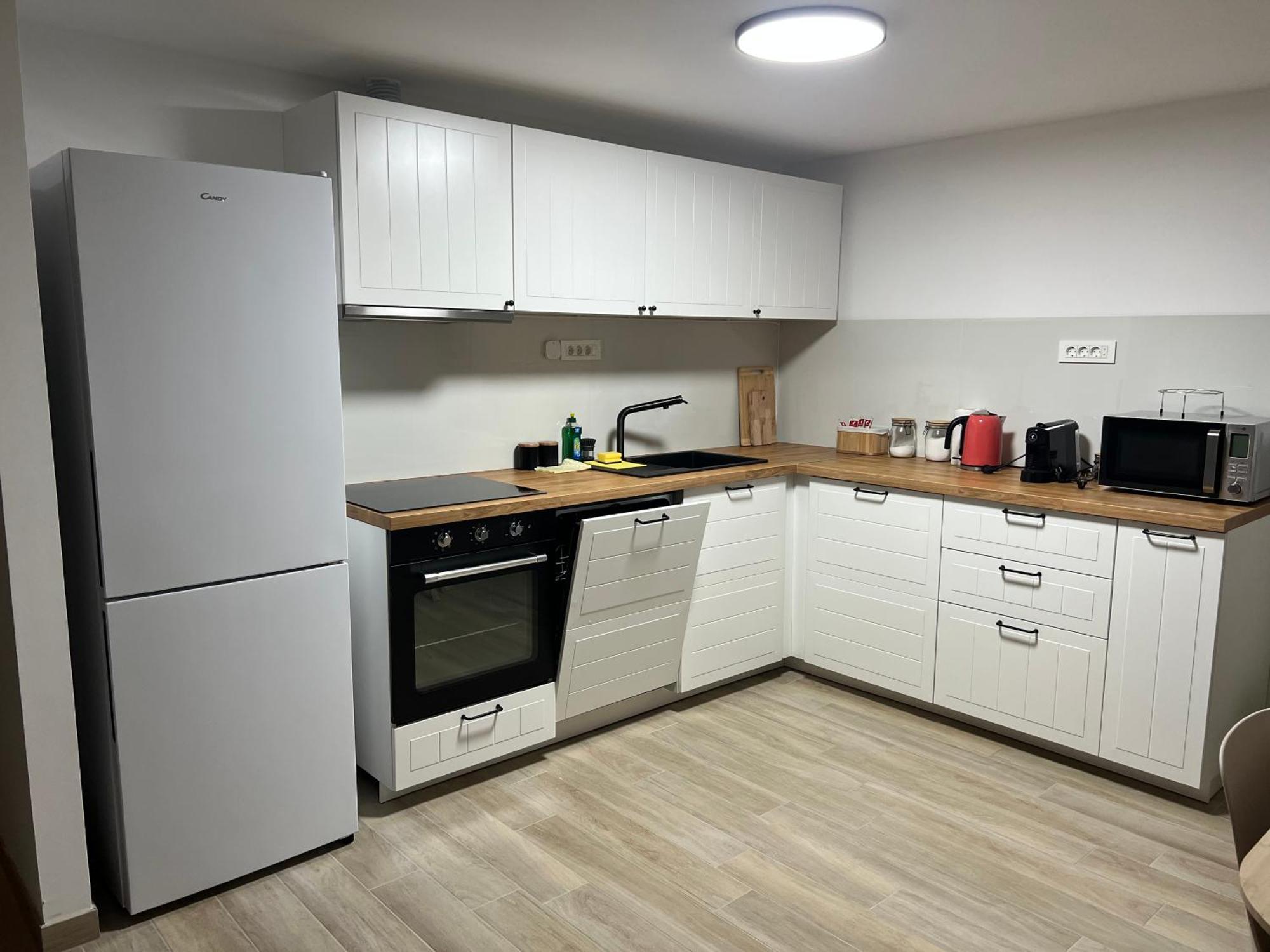 Lady Di Apartment มาคาร์สกา ภายนอก รูปภาพ
